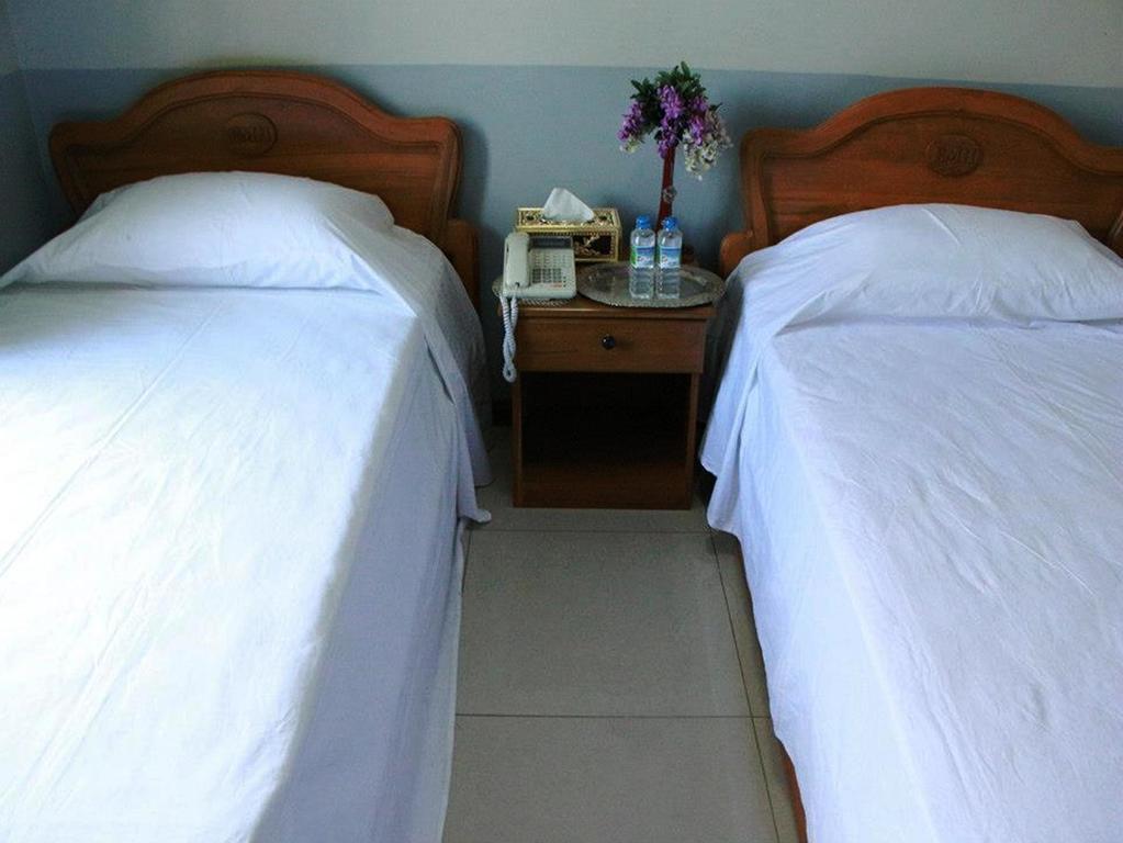 Myit Sone Hotel Mandalay Extérieur photo